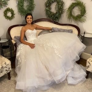 Meet your Posher, Rhonda